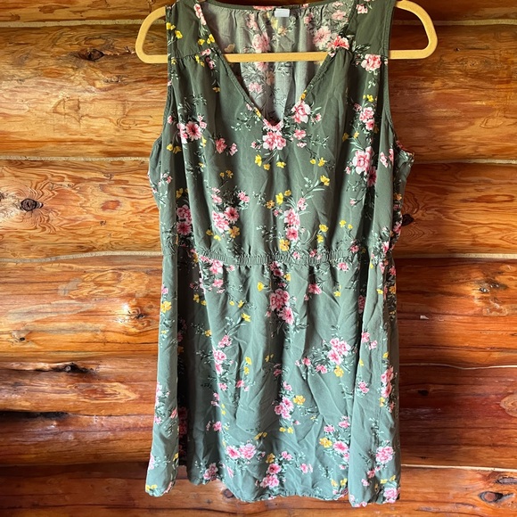 #50 OLD NAVY XXL FLORAL DRESS - Picture 1 of 3